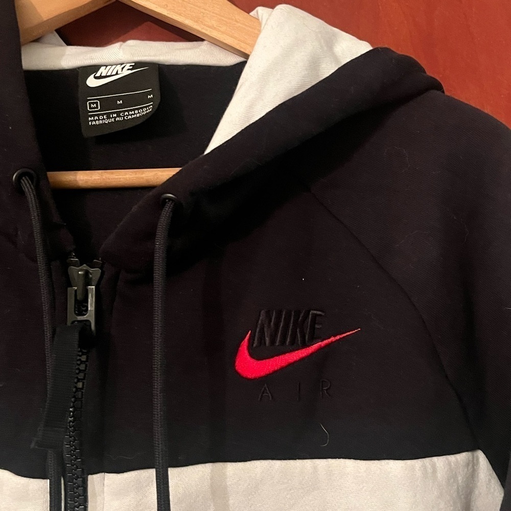 Nike Air Black White Red SWOOSH Full Zip Fleece Hoodie Sz M DB5064-011 - Picture 5 of 8